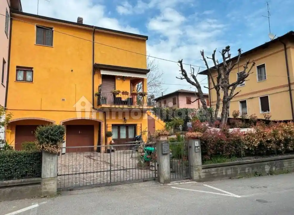 Villa in vendita a Castelvetro di Modena