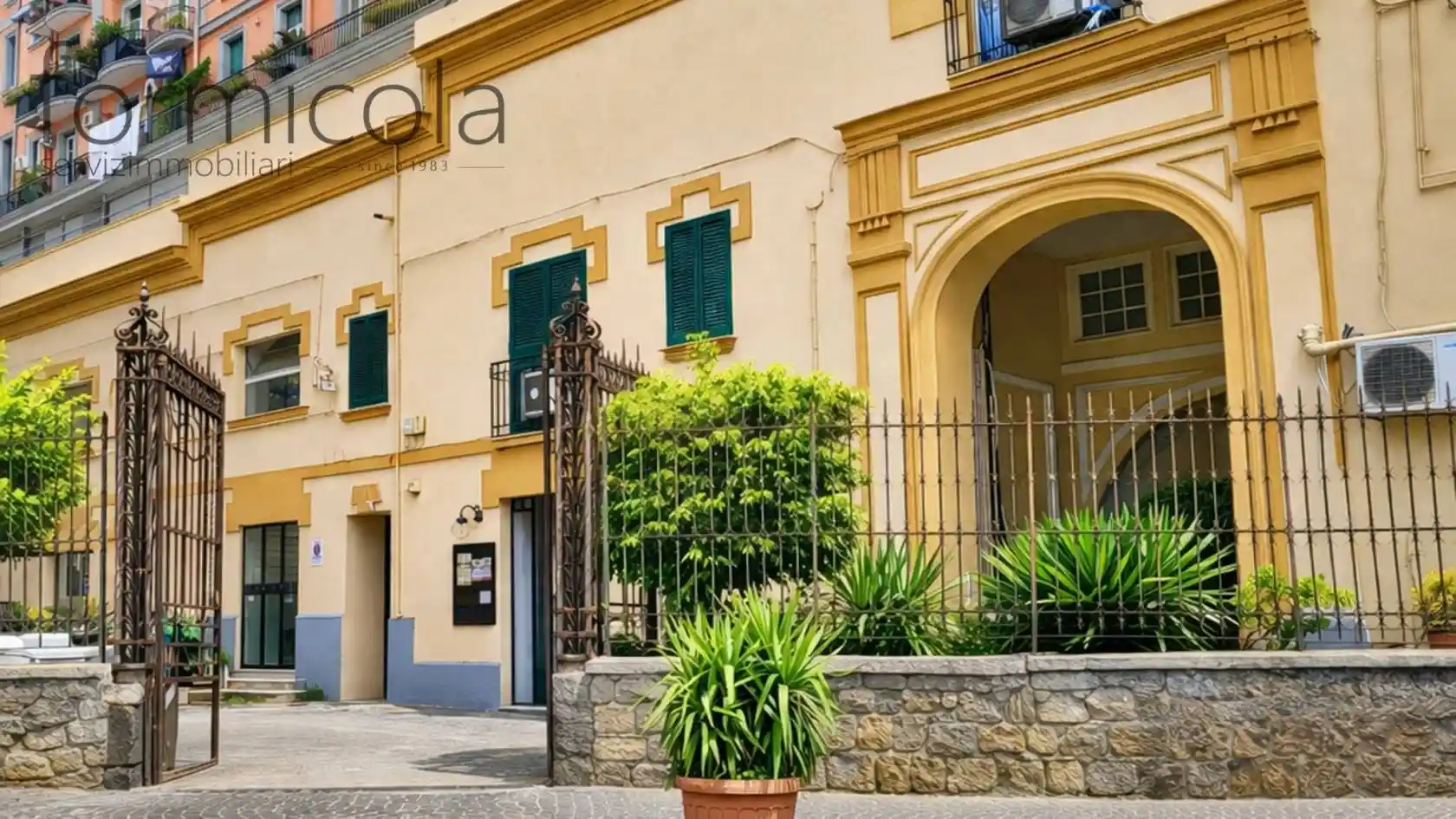 Appartamento in vendita a Napoli