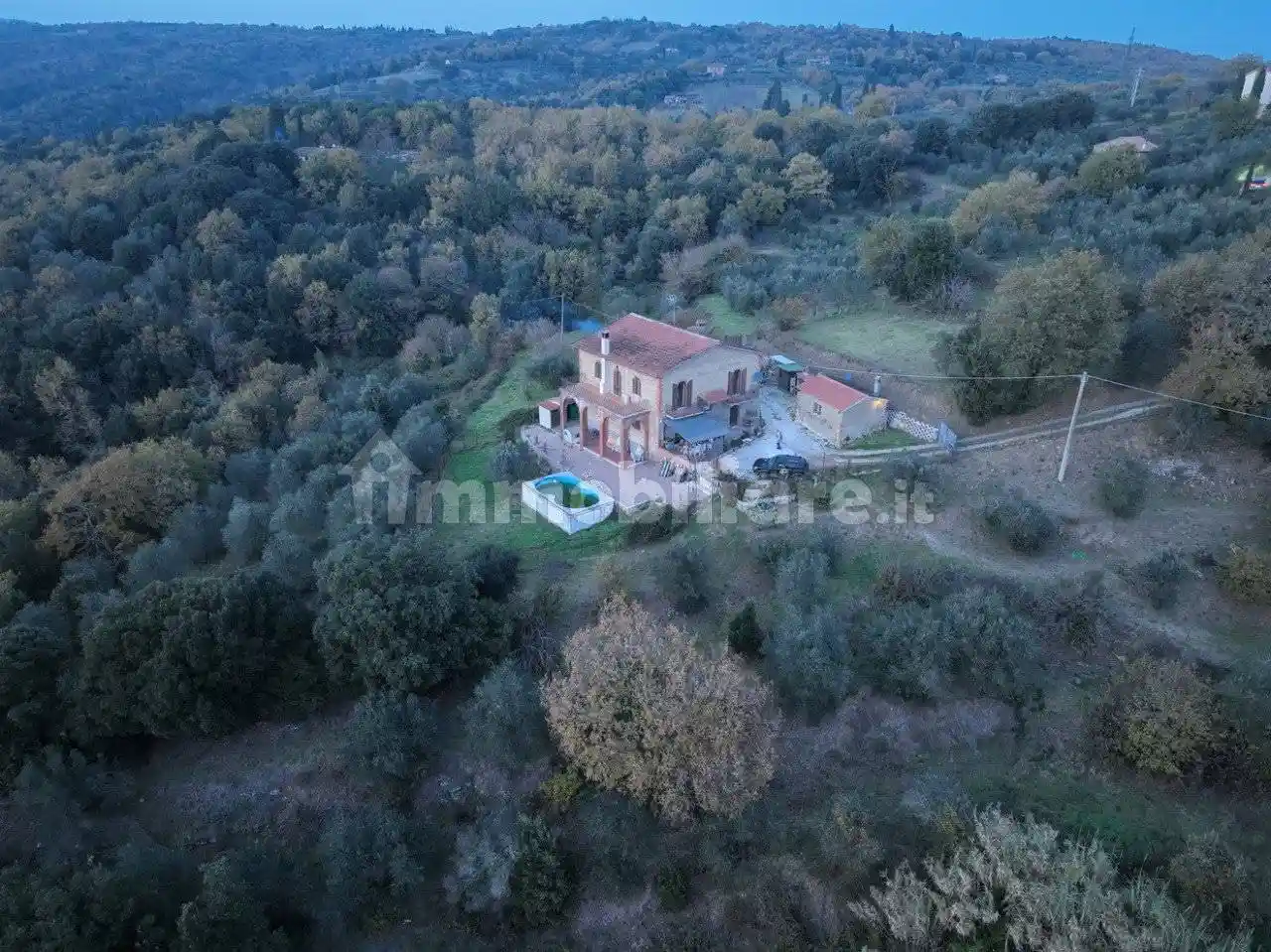 Casa indipendente in vendita a Sinalunga
