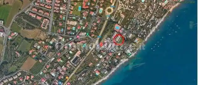 Appartamento in vendita a Padenghe sul Garda