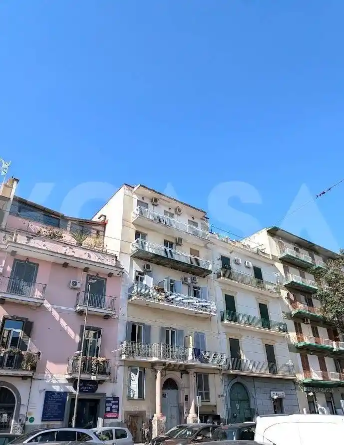 Appartamento in vendita a Napoli