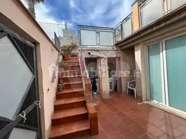 Casa indipendente in vendita a Bari