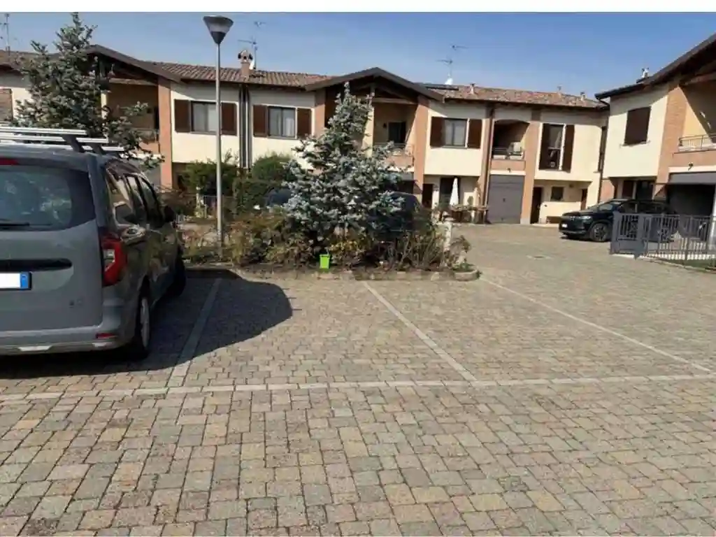 Villetta a schiera - foto 2