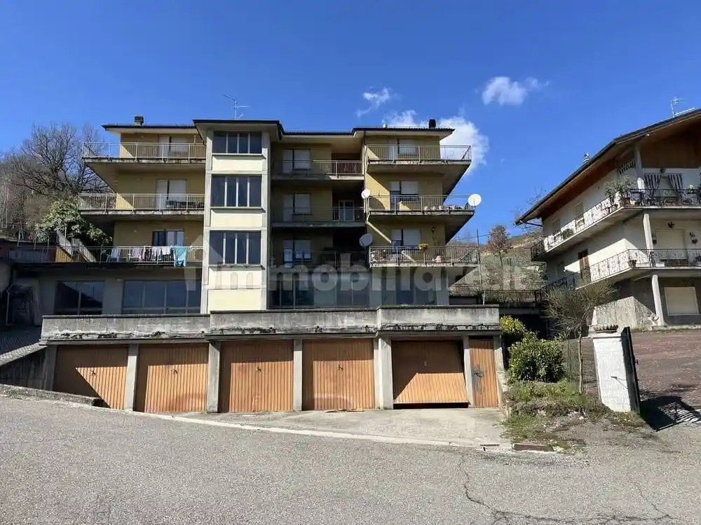 Appartamento in vendita a Bardi