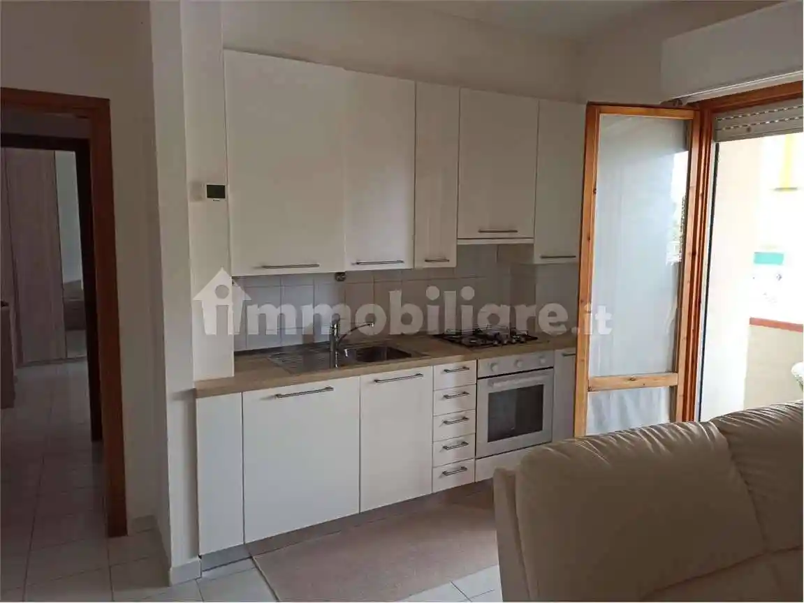 Appartamento in affitto a Luni