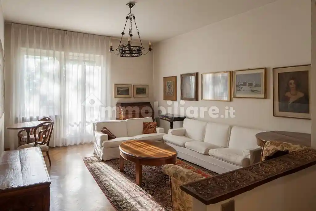 Appartamento in vendita a Novara