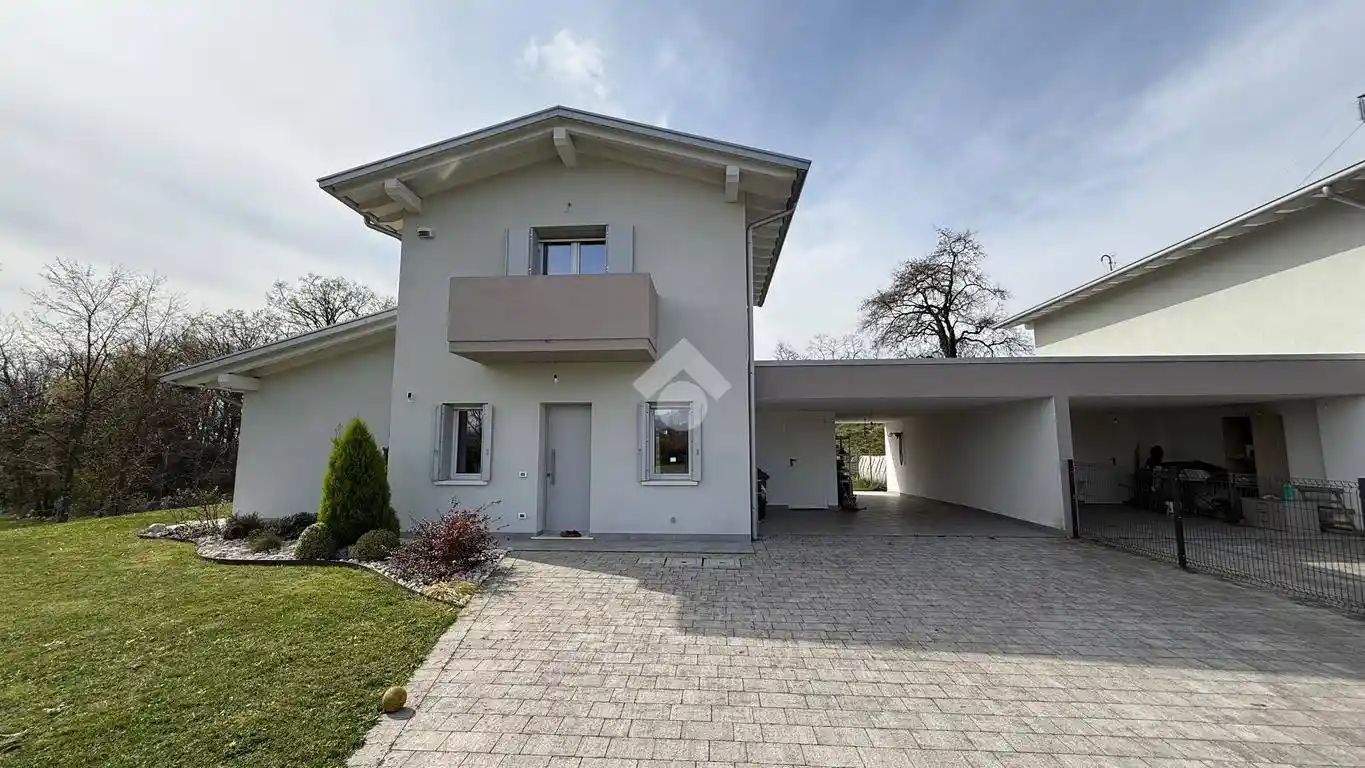 Villa in vendita a Budoia