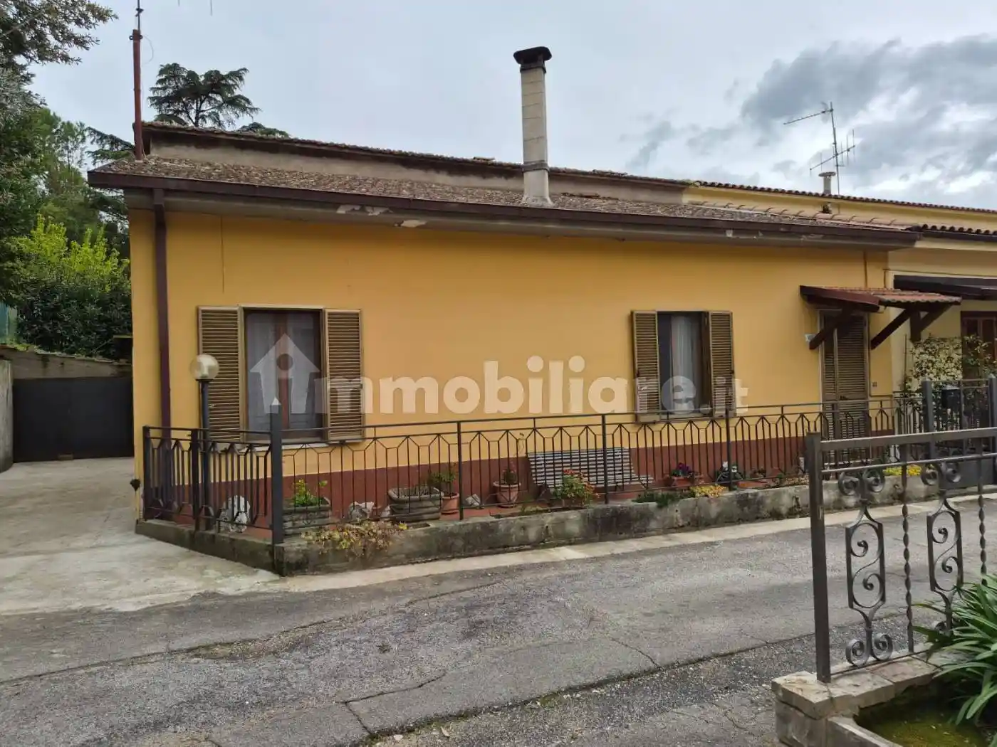 Casa indipendente in vendita a Terni