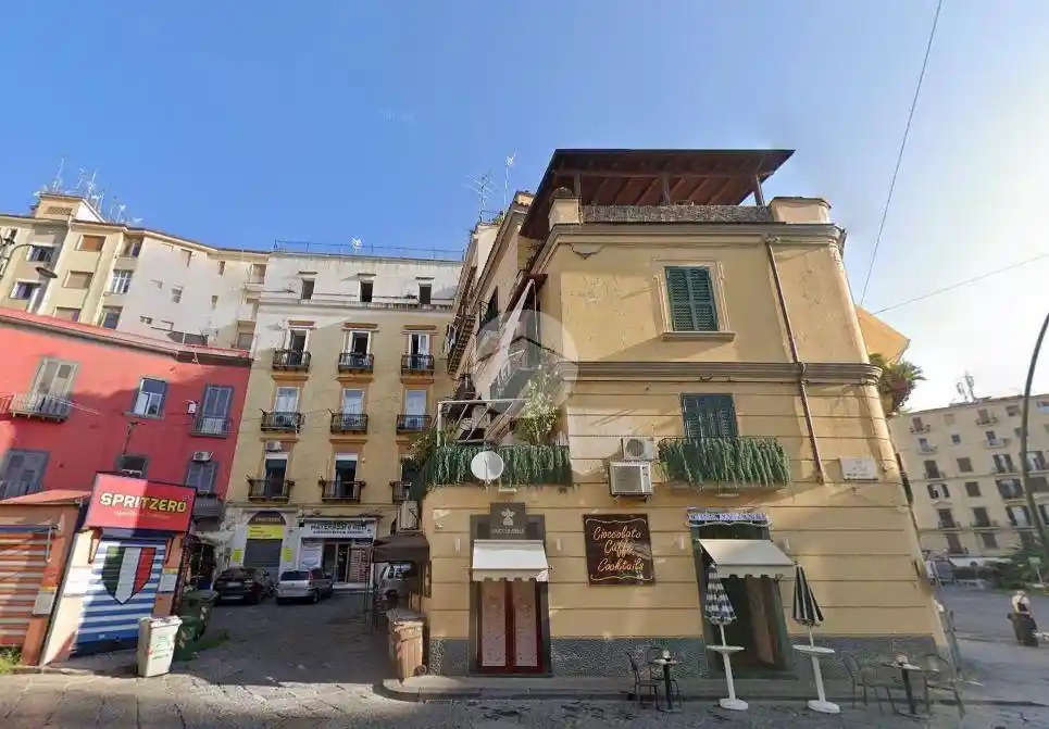 Appartamento in affitto a Napoli