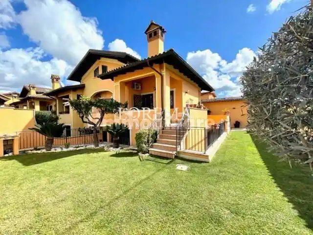 Villa in affitto a Roma