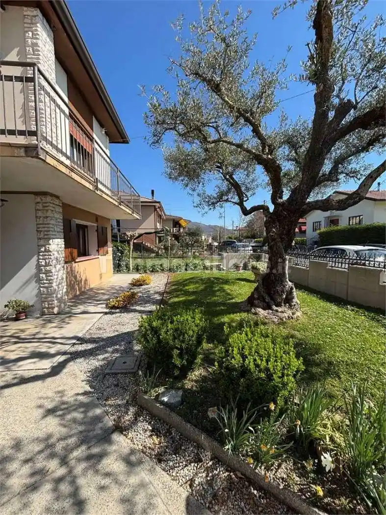 Casa indipendente in vendita a Cappella Maggiore