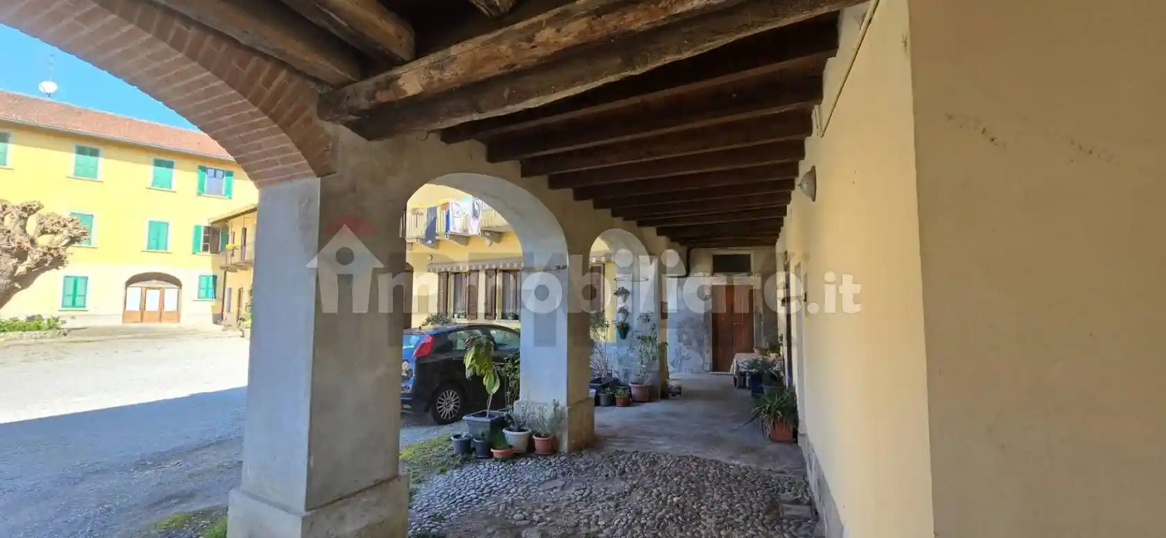 Rustico - Casale in vendita a Montevecchia