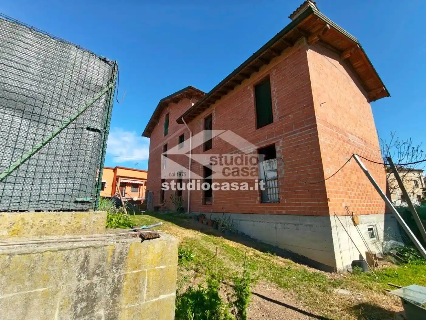 Palazzo - Edificio in vendita a Montodine