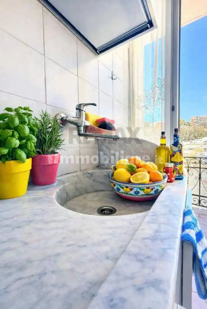 Appartamento in vendita a Genova