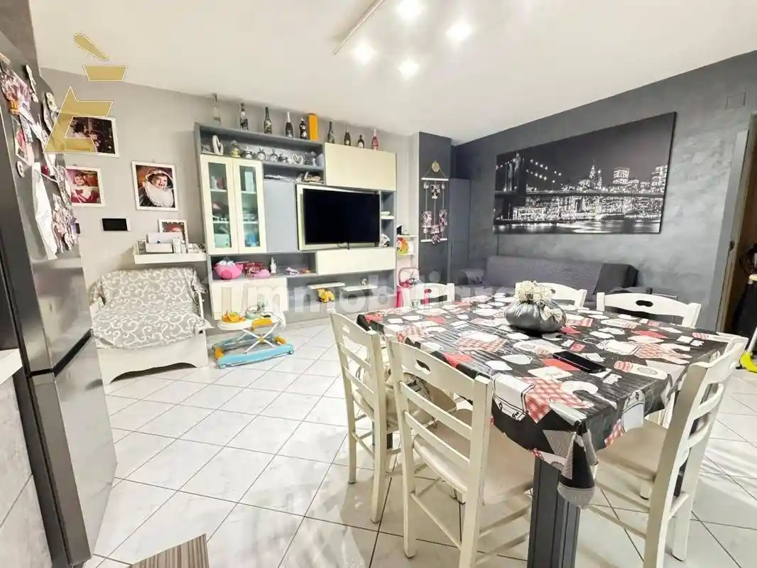 Appartamento in vendita a Acerra