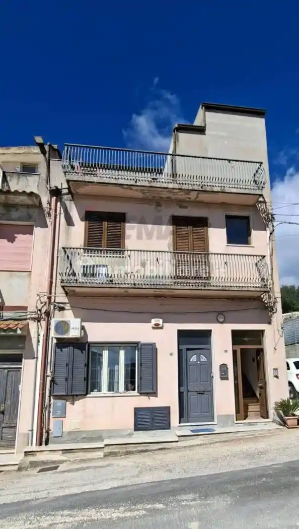 Casa indipendente in vendita a Modica