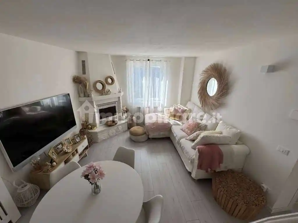 Appartamento in vendita a Costa Serina