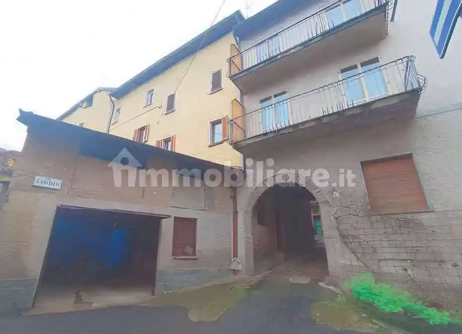 Appartamento in vendita a Ferrera di Varese