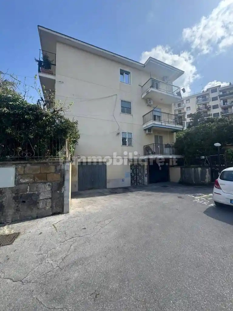 Appartamento in affitto a Vico Equense