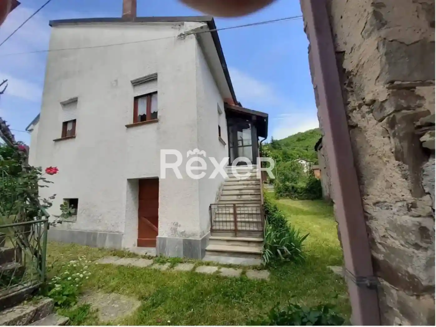 Casa indipendente in vendita a Albareto