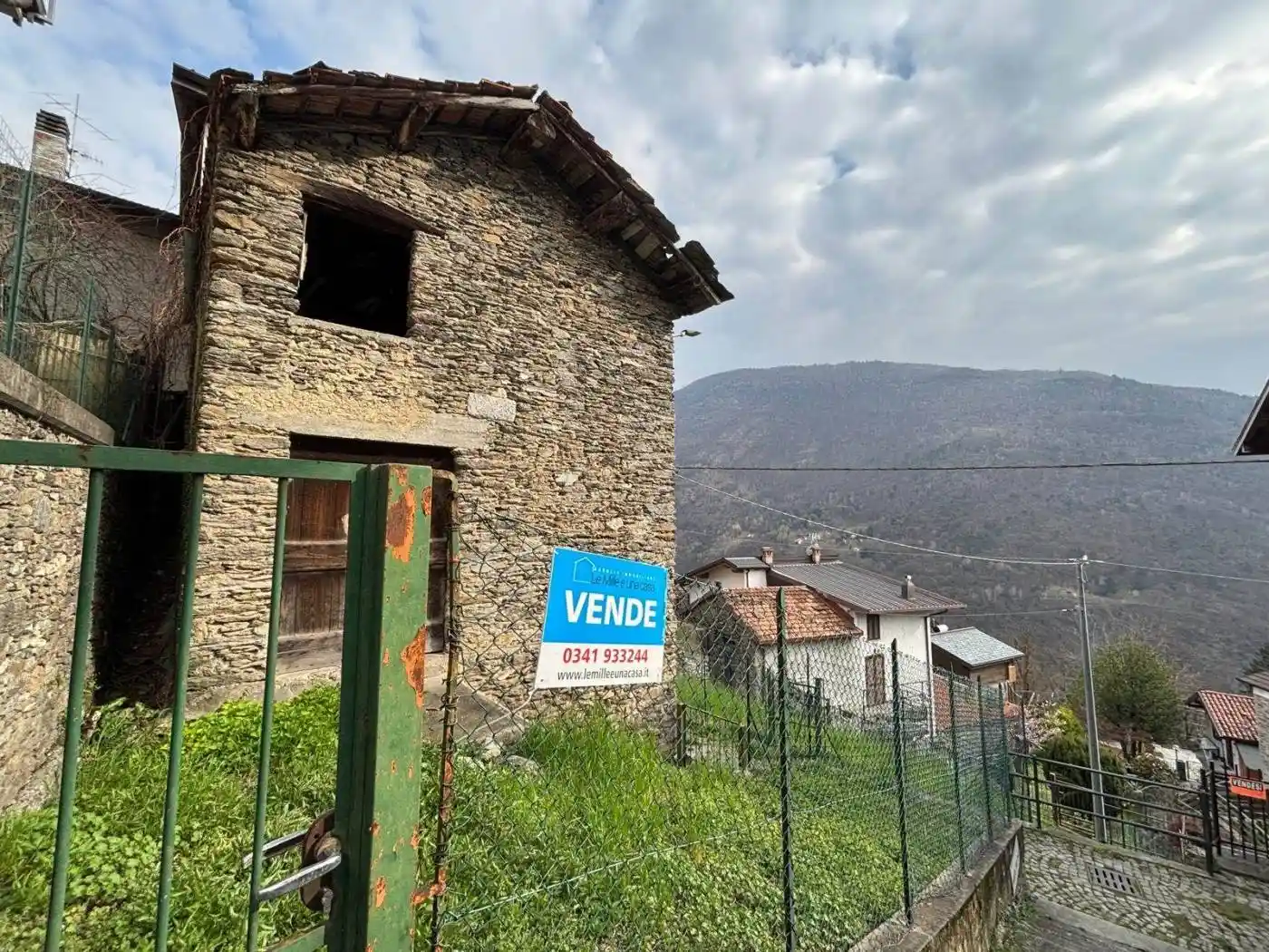 Rustico - Casale in vendita a Valvarrone