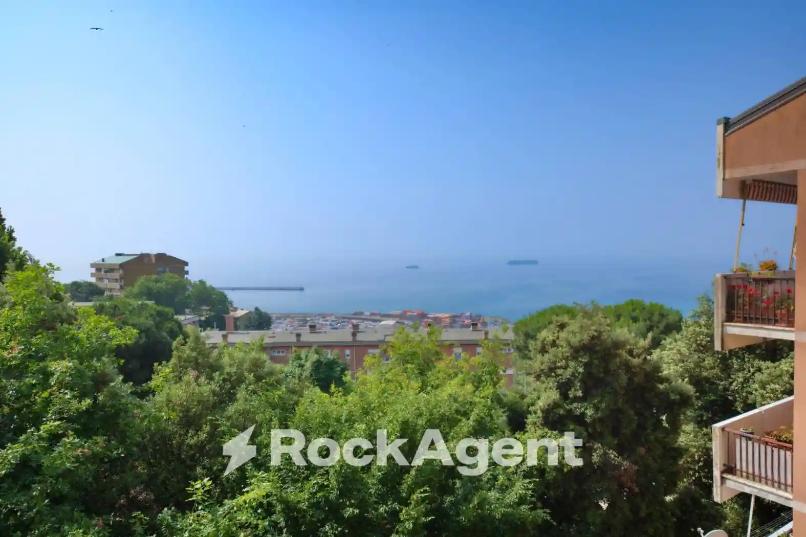 Appartamento in vendita a Genova