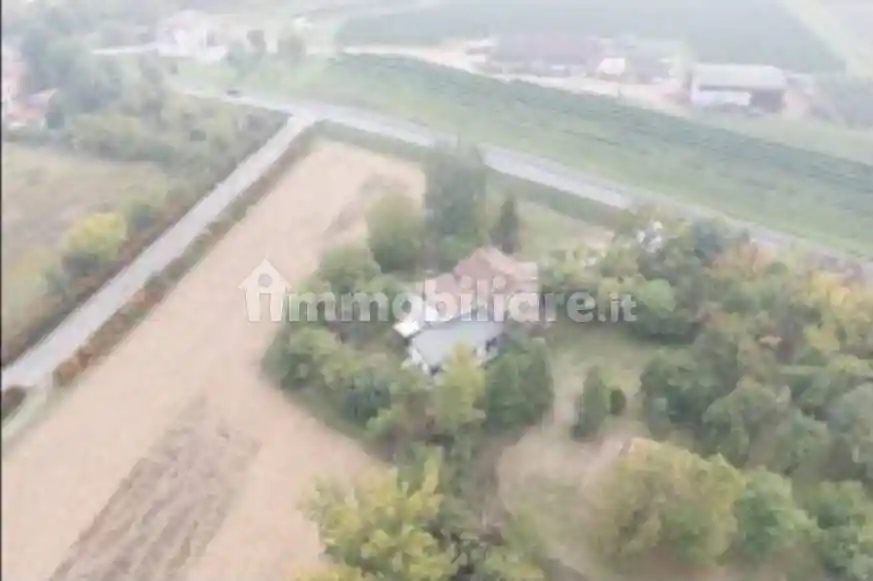 Casa indipendente in vendita a Carpi