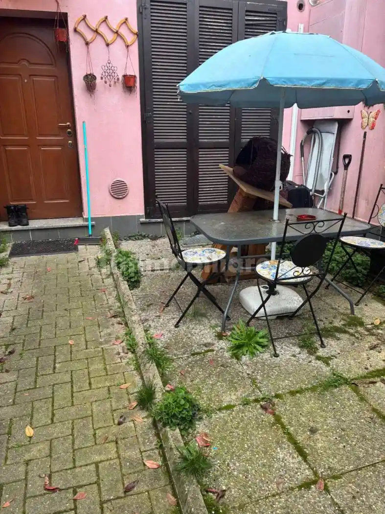 Appartamento in vendita a Castiraga Vidardo