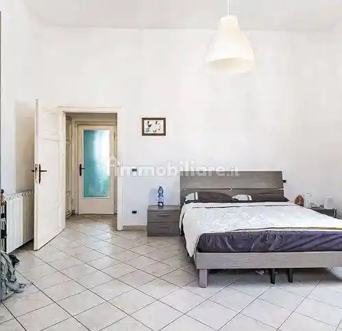 Palazzo - Edificio in vendita a Cecina