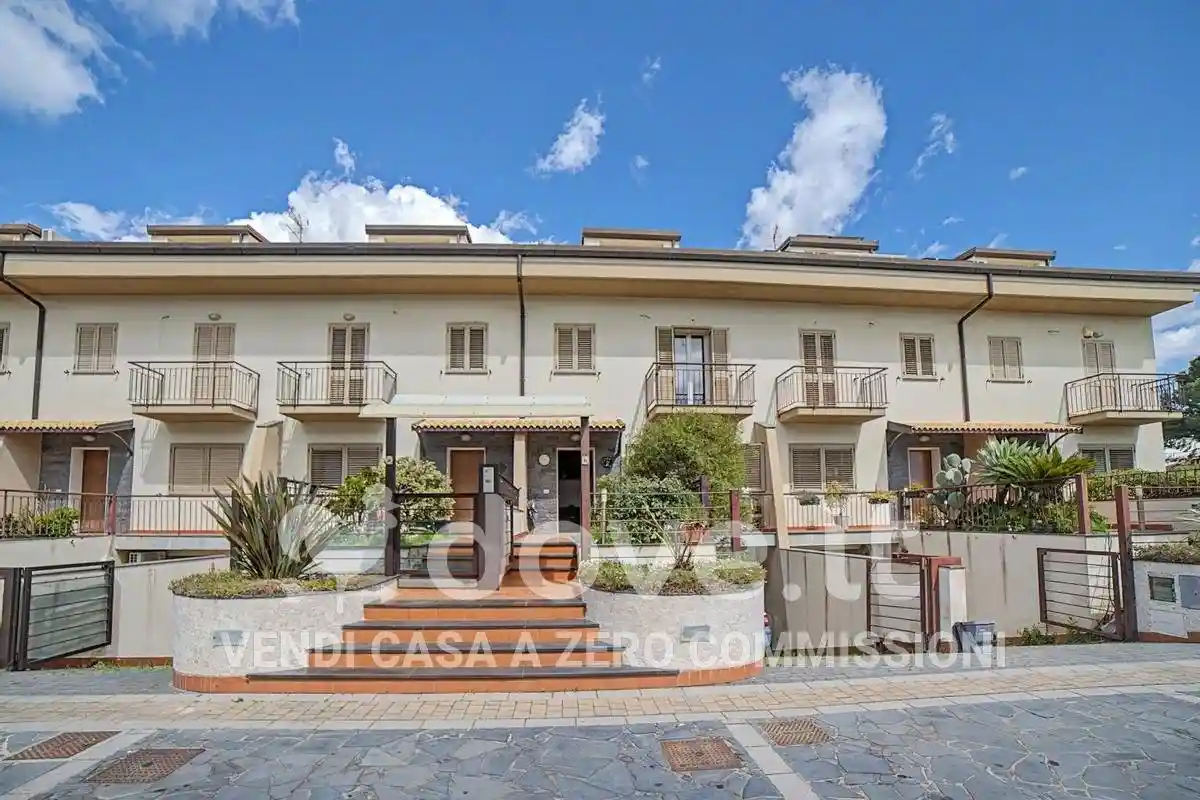 Villetta a schiera in vendita a San Giovanni la Punta