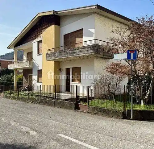 Villa in vendita a Vittorio Veneto