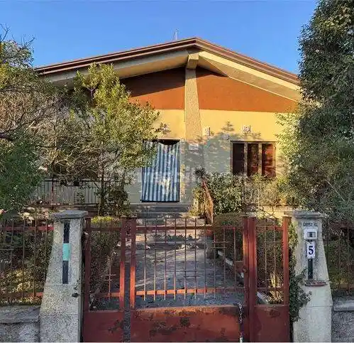 Villa in vendita a Vittorio Veneto