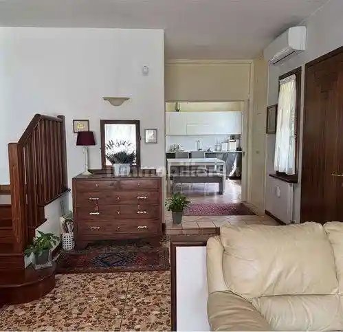 Casa indipendente in vendita a Vittorio Veneto