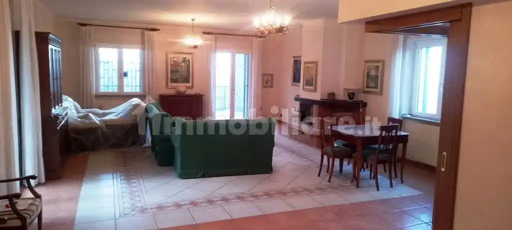 Appartamento in vendita a Cerisano