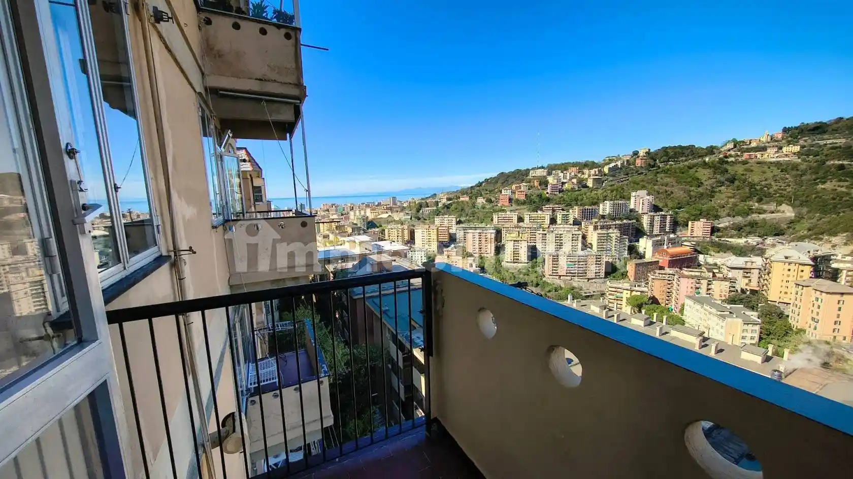 Appartamento in vendita a Genova