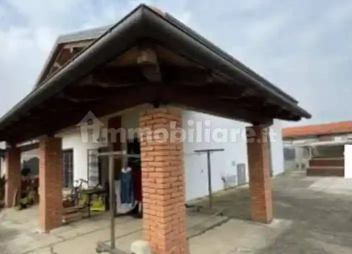 Villa in vendita a Inveruno