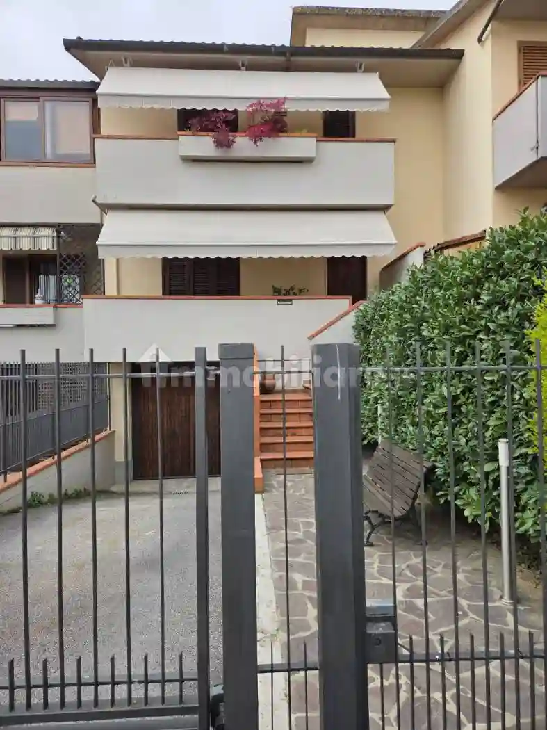 Villetta a schiera - foto 2