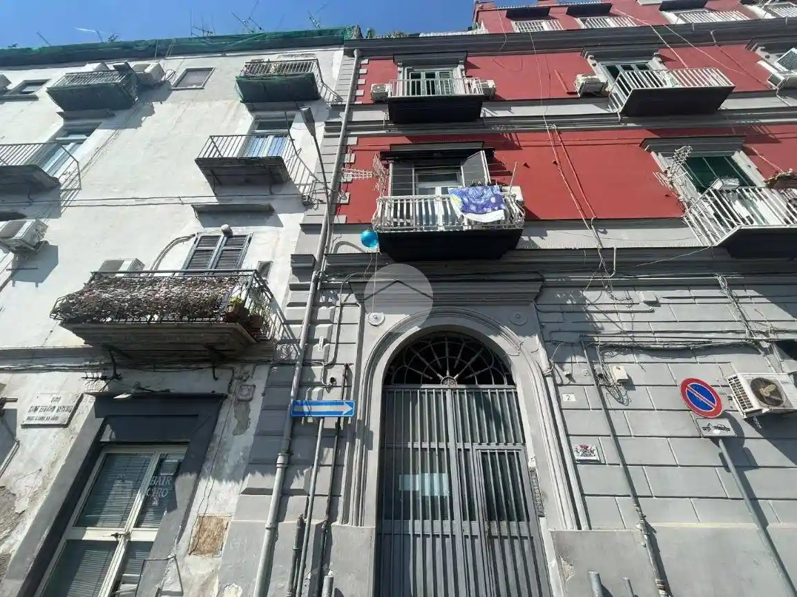 Appartamento in vendita a Napoli