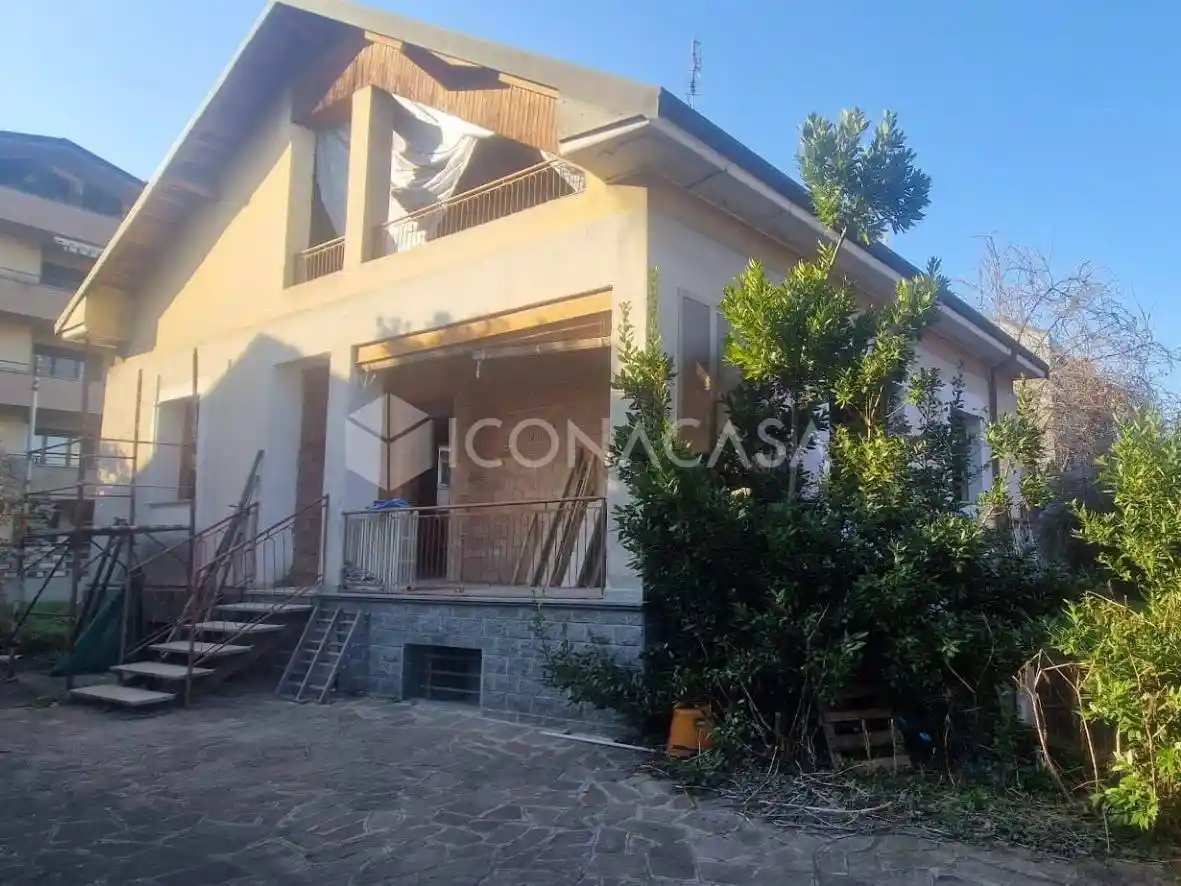 Villa in vendita a Cesate