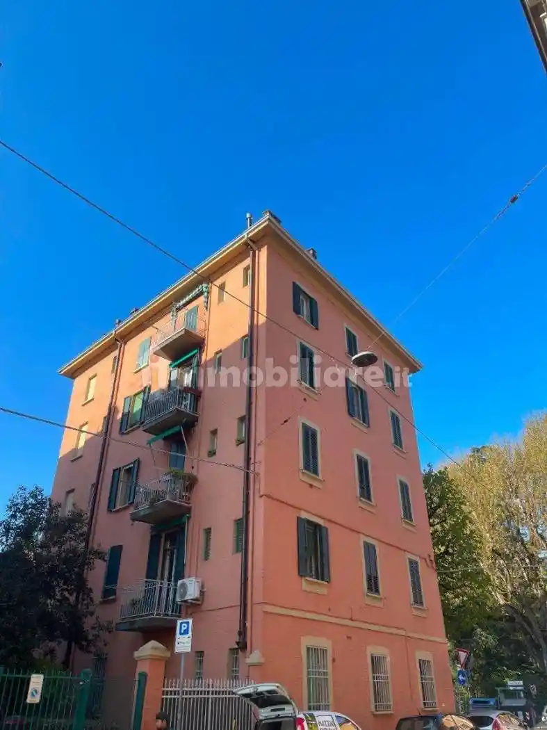 Appartamento in affitto a Bologna