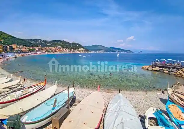 Appartamento in vendita a Noli