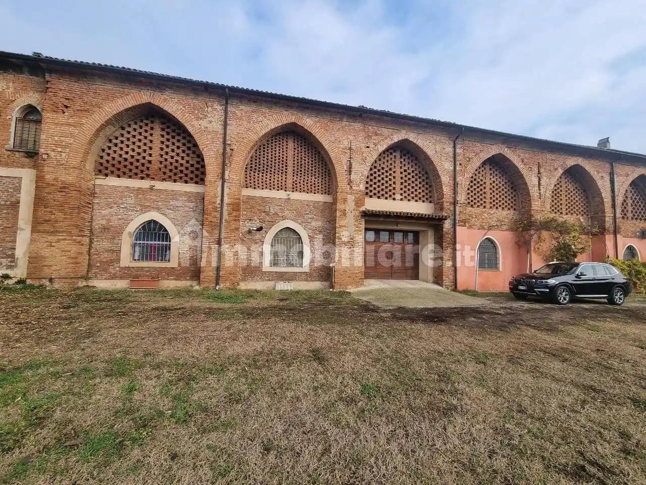 Rustico - Casale in vendita a Sesto ed Uniti