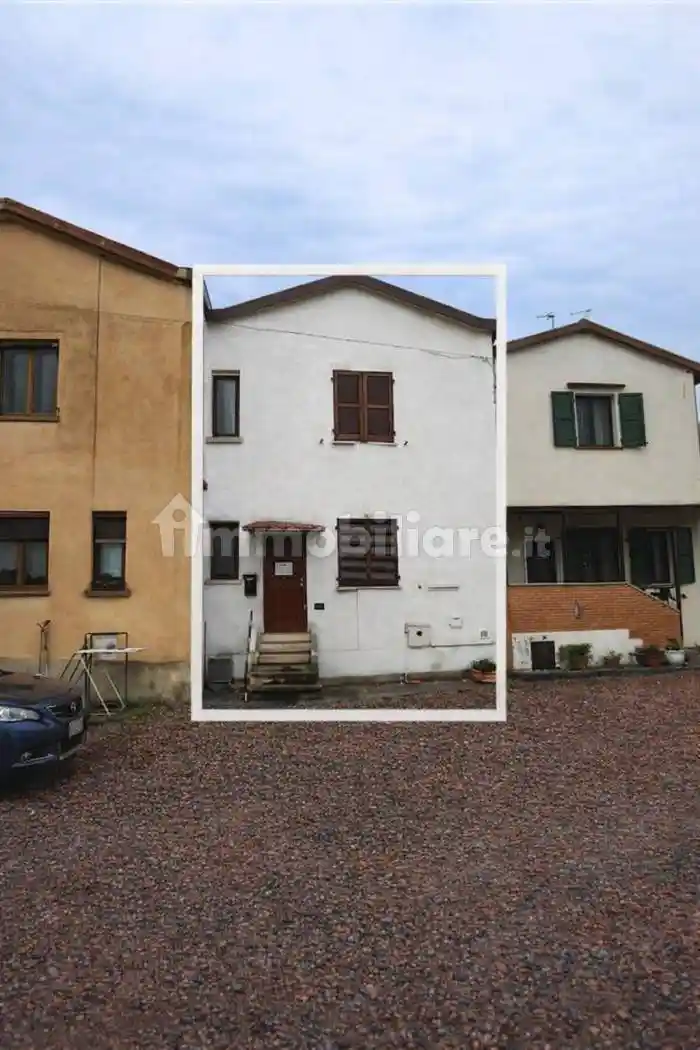 Villa in vendita a Santa Cristina e Bissone