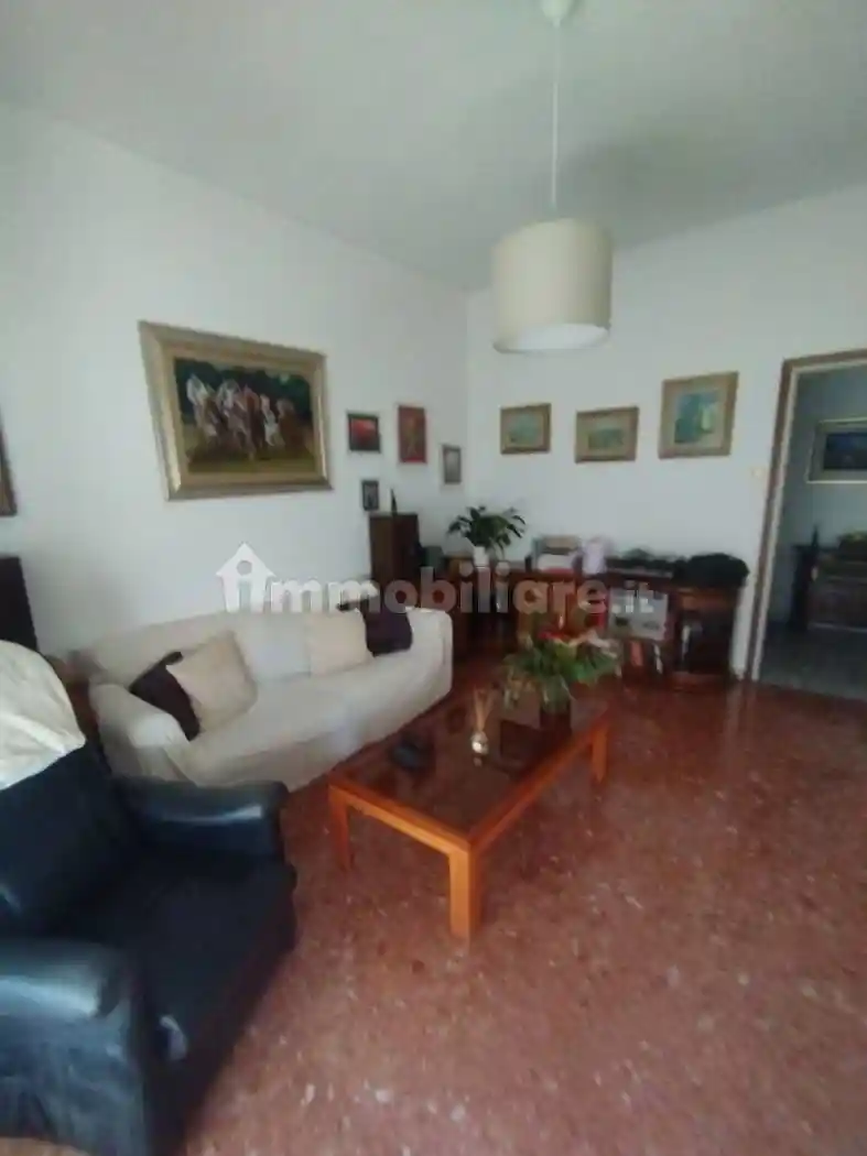 Appartamento in vendita a Livorno