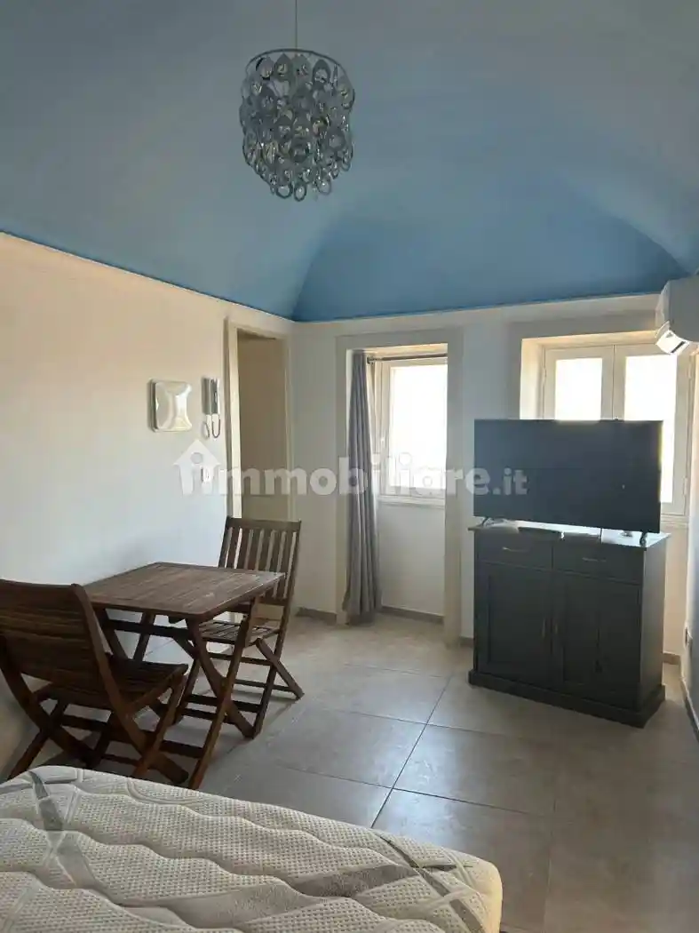 Appartamento in affitto a Aci Castello