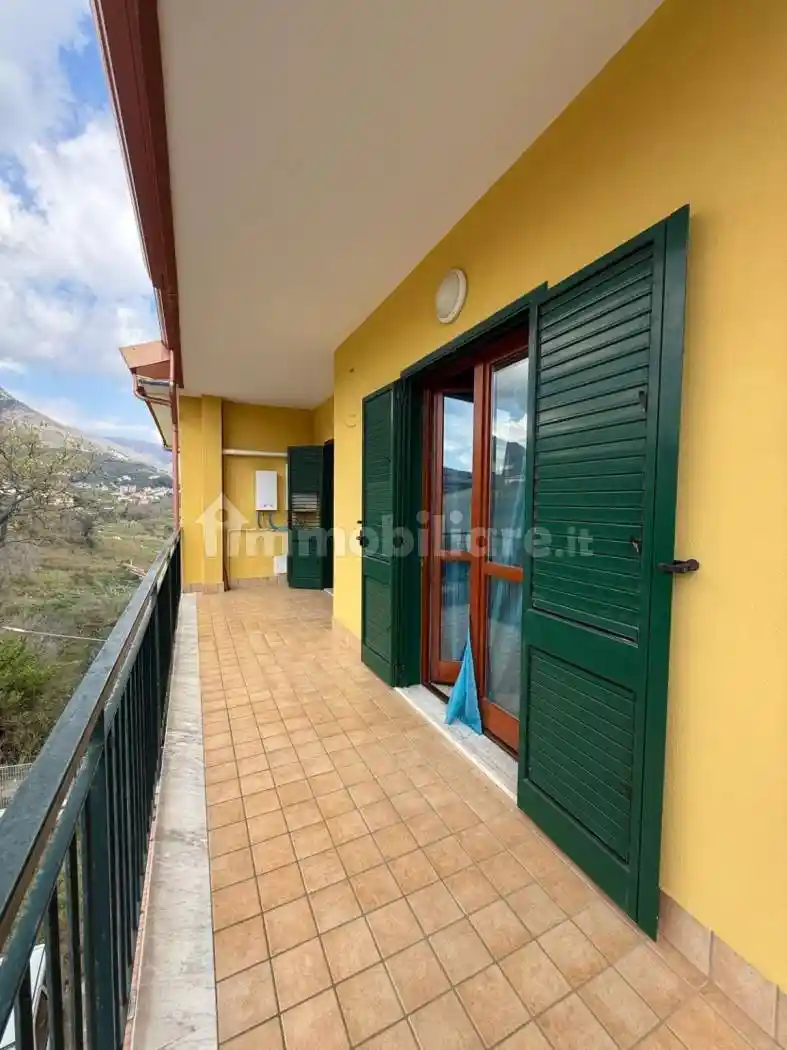 Appartamento in affitto a Montecorvino Rovella