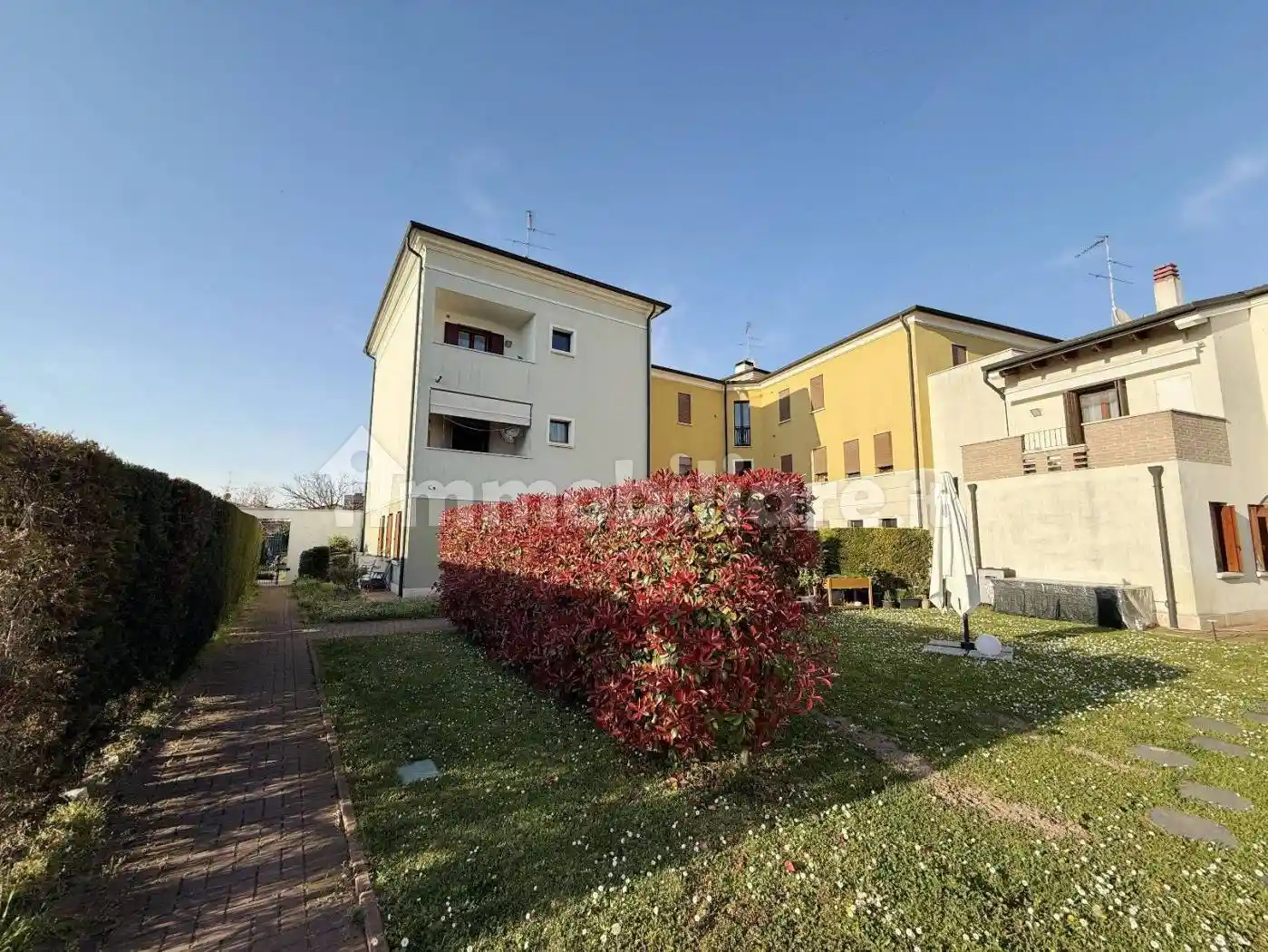 Appartamento in vendita a Erbè