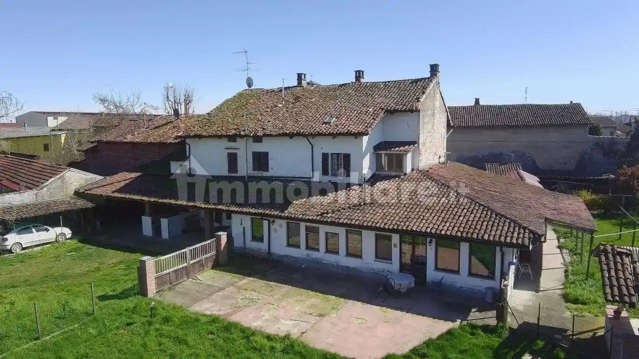 Rustico - Casale in vendita a Livorno Ferraris