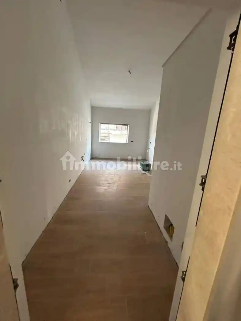 Appartamento in vendita a Locri