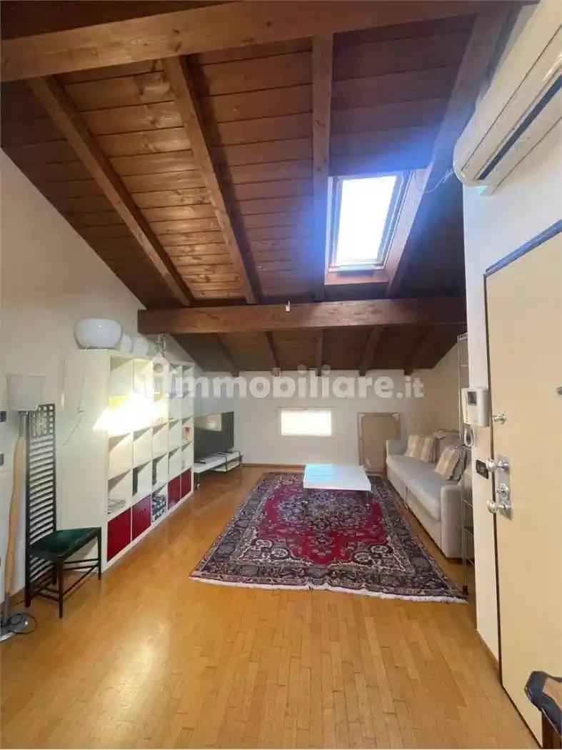 Appartamento in affitto a Modena